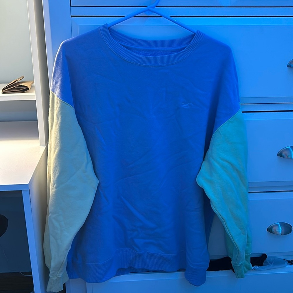 oversized hollister crew